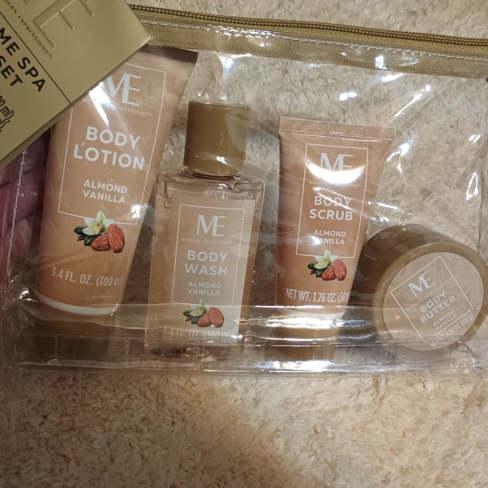 NWT ~ Modern Essentials Home Spa 4 Piece Gift Set